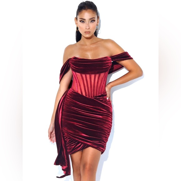 Miss Circle Irisa Burgundy Velvet Draping Off Shoulder Corset Dress Large - Picture 13 of 13